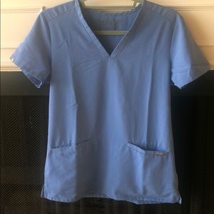 Figs Casma scrub top ceil blue